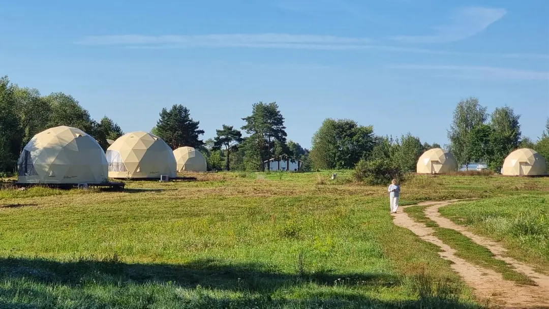 Image 4 of 4 for “Yacht glamping park "Point Nemo"”