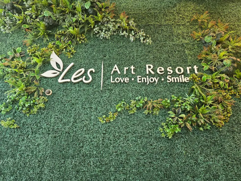 Изображение 2 из 7 к публикации «Les Art Resort (Рубрика Kids)»