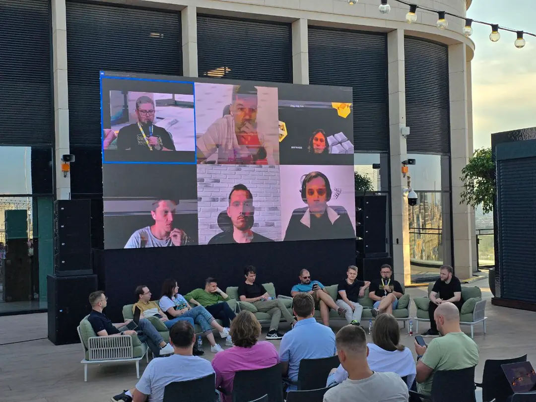 Image 1 of 1 for “AMA session of our core and data tech at T-Bank (management)”