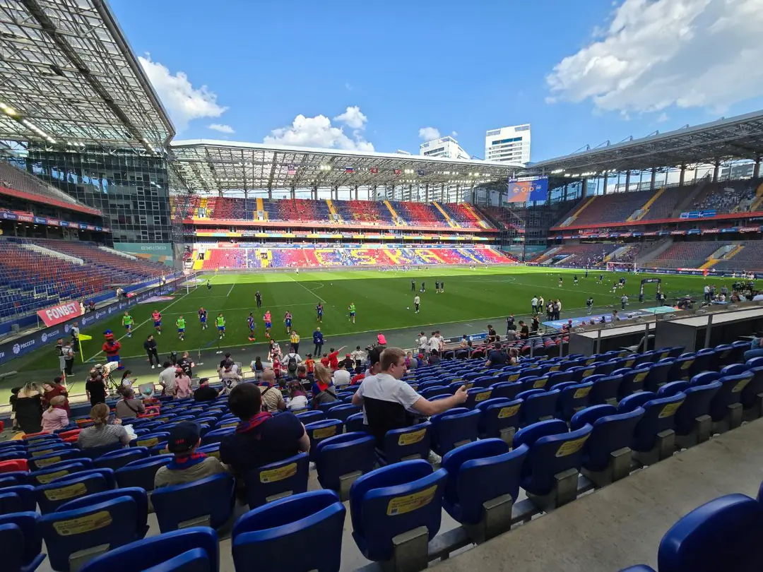 Image 1 of 3 for “CSKA - Pari NN (Category Family)”